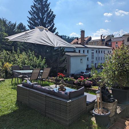 Famzi - Urlaubsmagie - Familienwohnung Mit Gemeinschaftsgarten, -Sauna & -Pool Зебниц Экстерьер фото