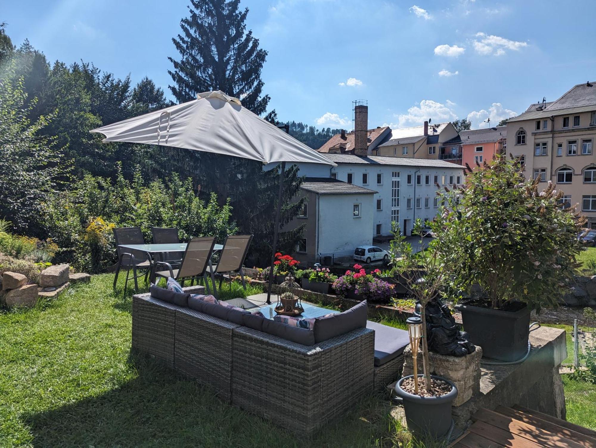 Famzi - Urlaubsmagie - Familienwohnung Mit Gemeinschaftsgarten, -Sauna & -Pool Зебниц Экстерьер фото
