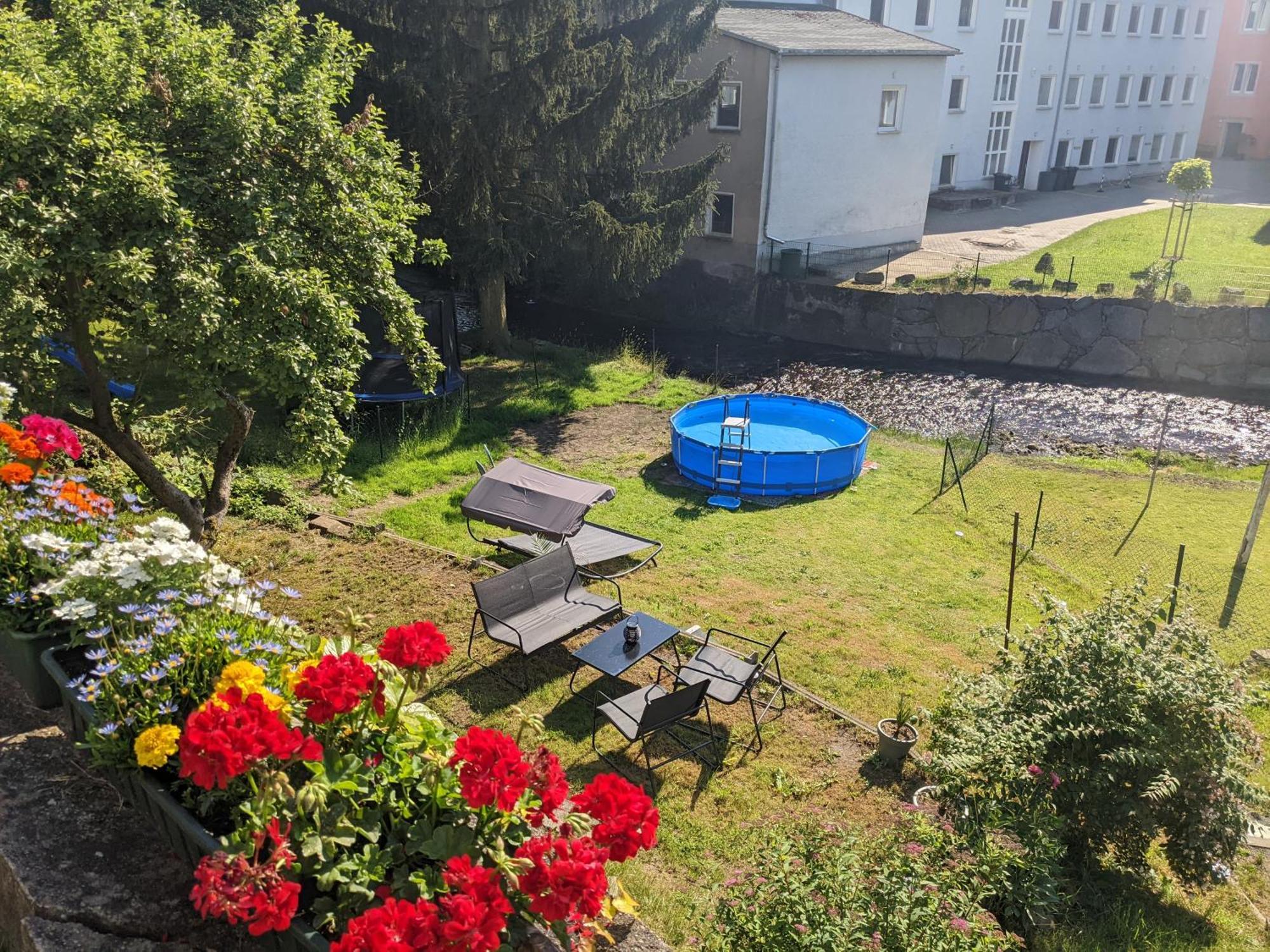 Famzi - Urlaubsmagie - Familienwohnung Mit Gemeinschaftsgarten, -Sauna & -Pool Зебниц Экстерьер фото