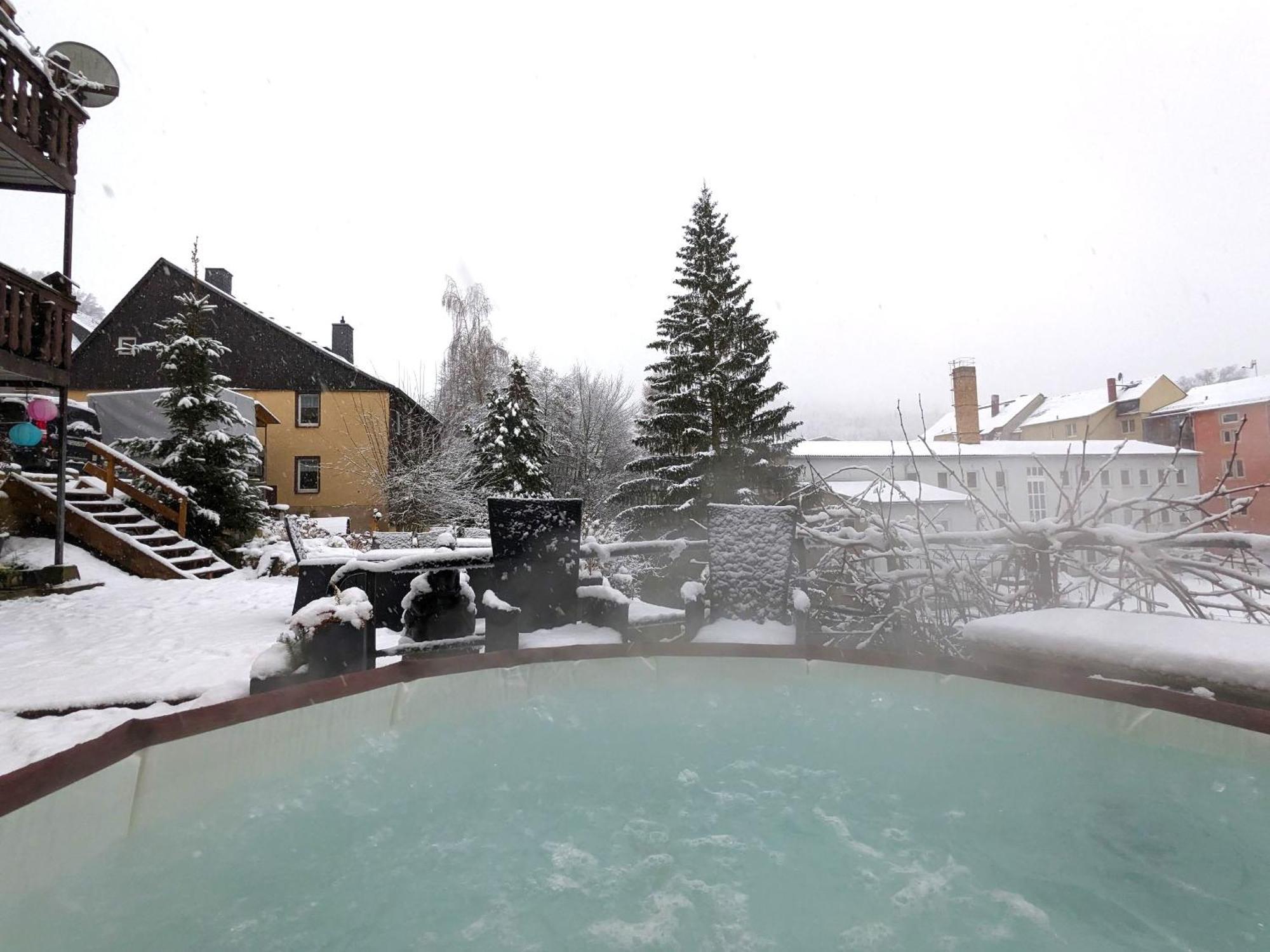 Famzi - Urlaubsmagie - Familienwohnung Mit Gemeinschaftsgarten, -Sauna & -Pool Зебниц Экстерьер фото