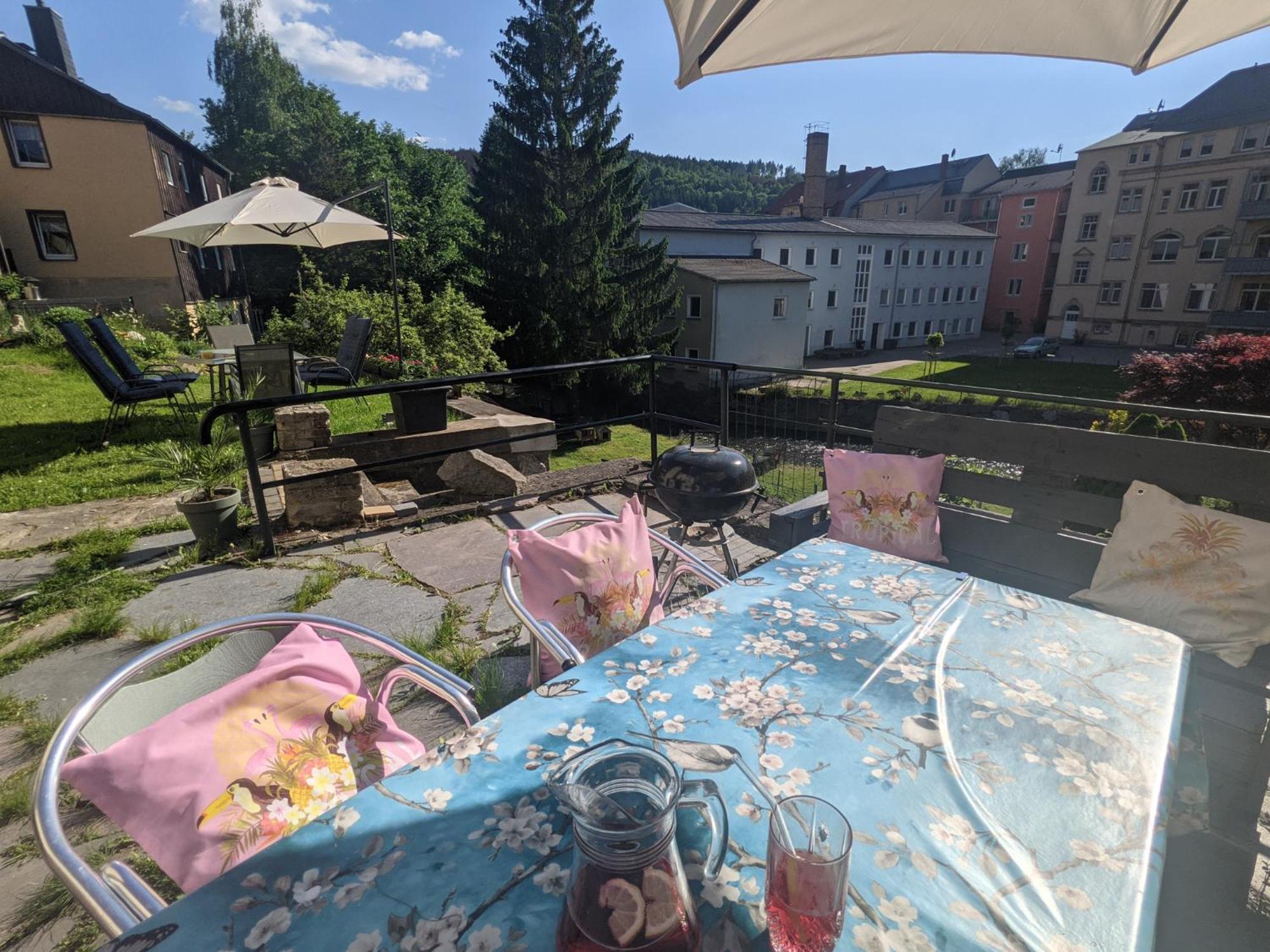 Famzi - Urlaubsmagie - Familienwohnung Mit Gemeinschaftsgarten, -Sauna & -Pool Зебниц Экстерьер фото