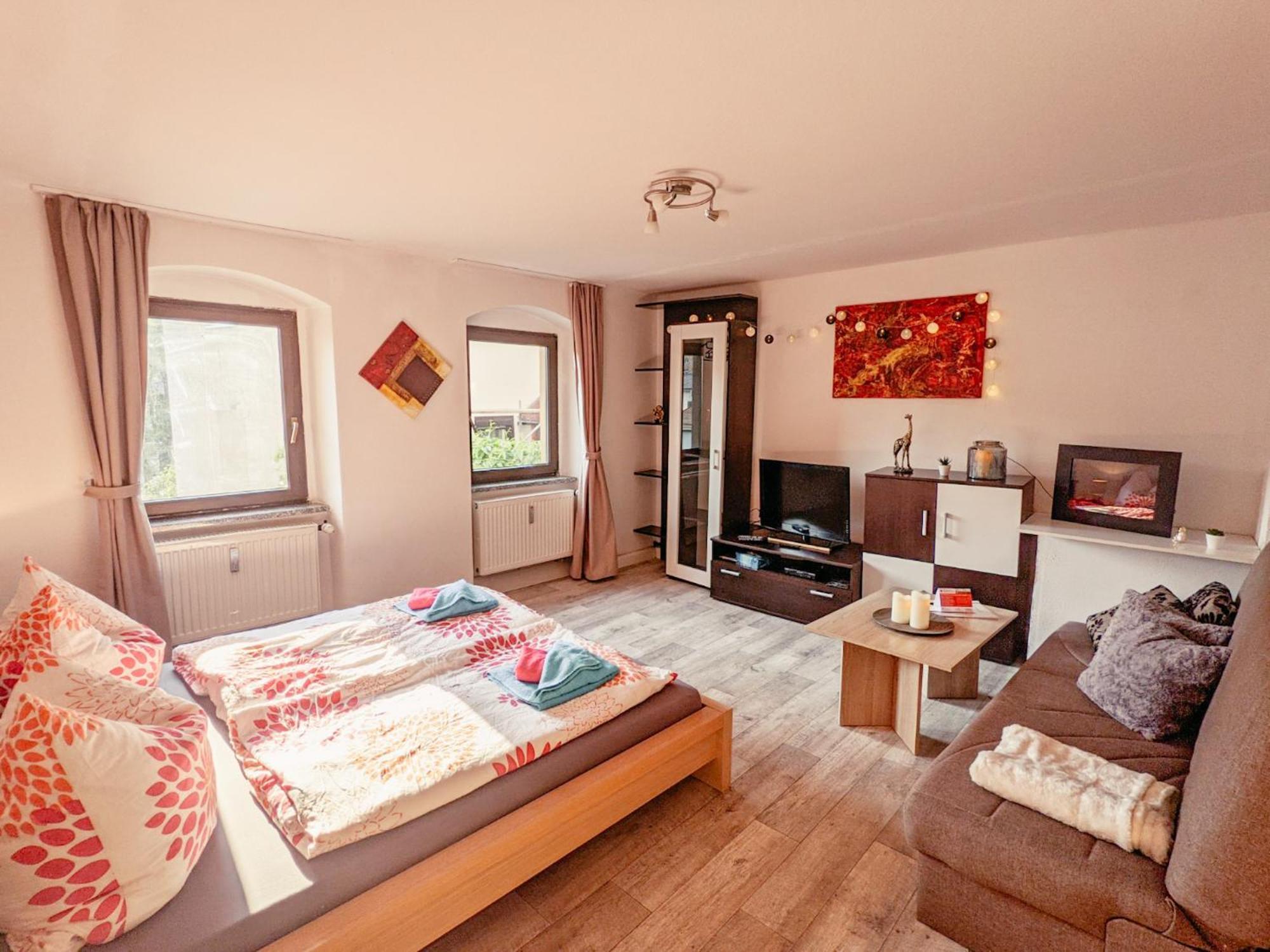 Famzi - Urlaubsmagie - Familienwohnung Mit Gemeinschaftsgarten, -Sauna & -Pool Зебниц Экстерьер фото