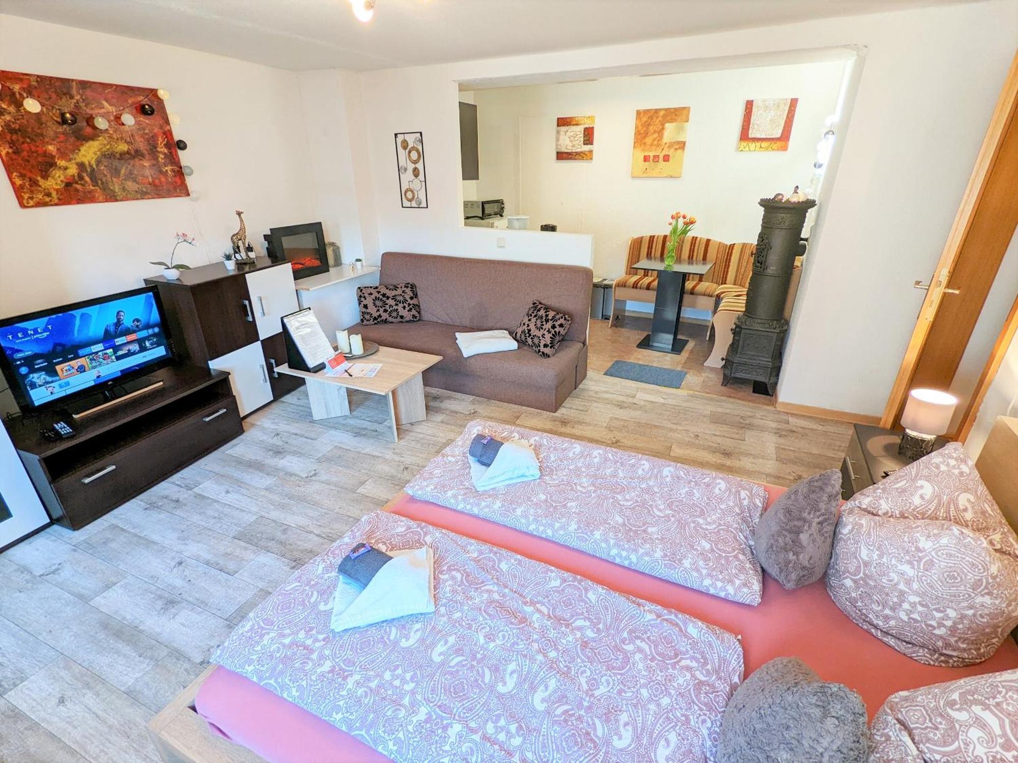 Famzi - Urlaubsmagie - Familienwohnung Mit Gemeinschaftsgarten, -Sauna & -Pool Зебниц Экстерьер фото