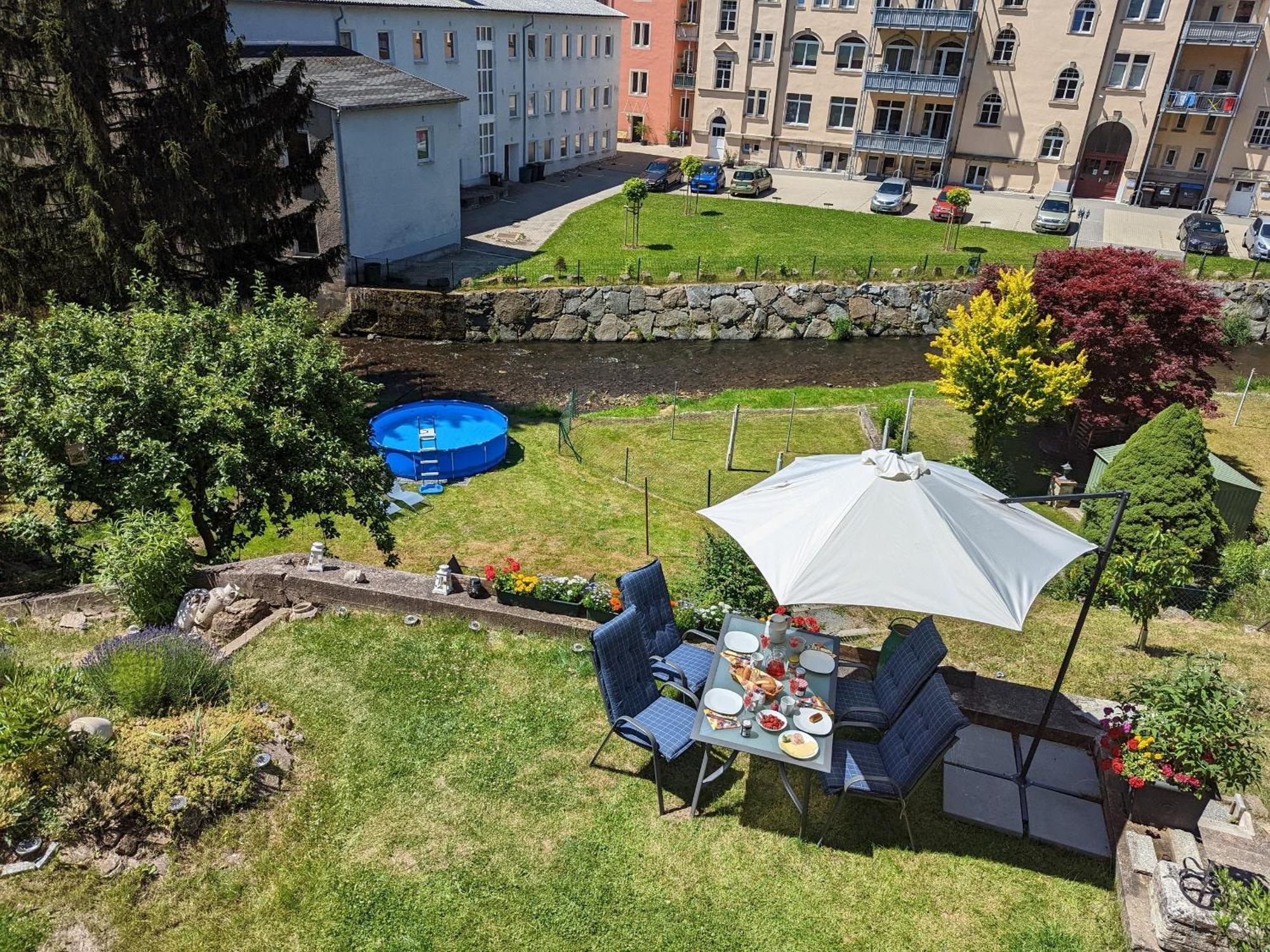 Famzi - Urlaubsmagie - Familienwohnung Mit Gemeinschaftsgarten, -Sauna & -Pool Зебниц Экстерьер фото