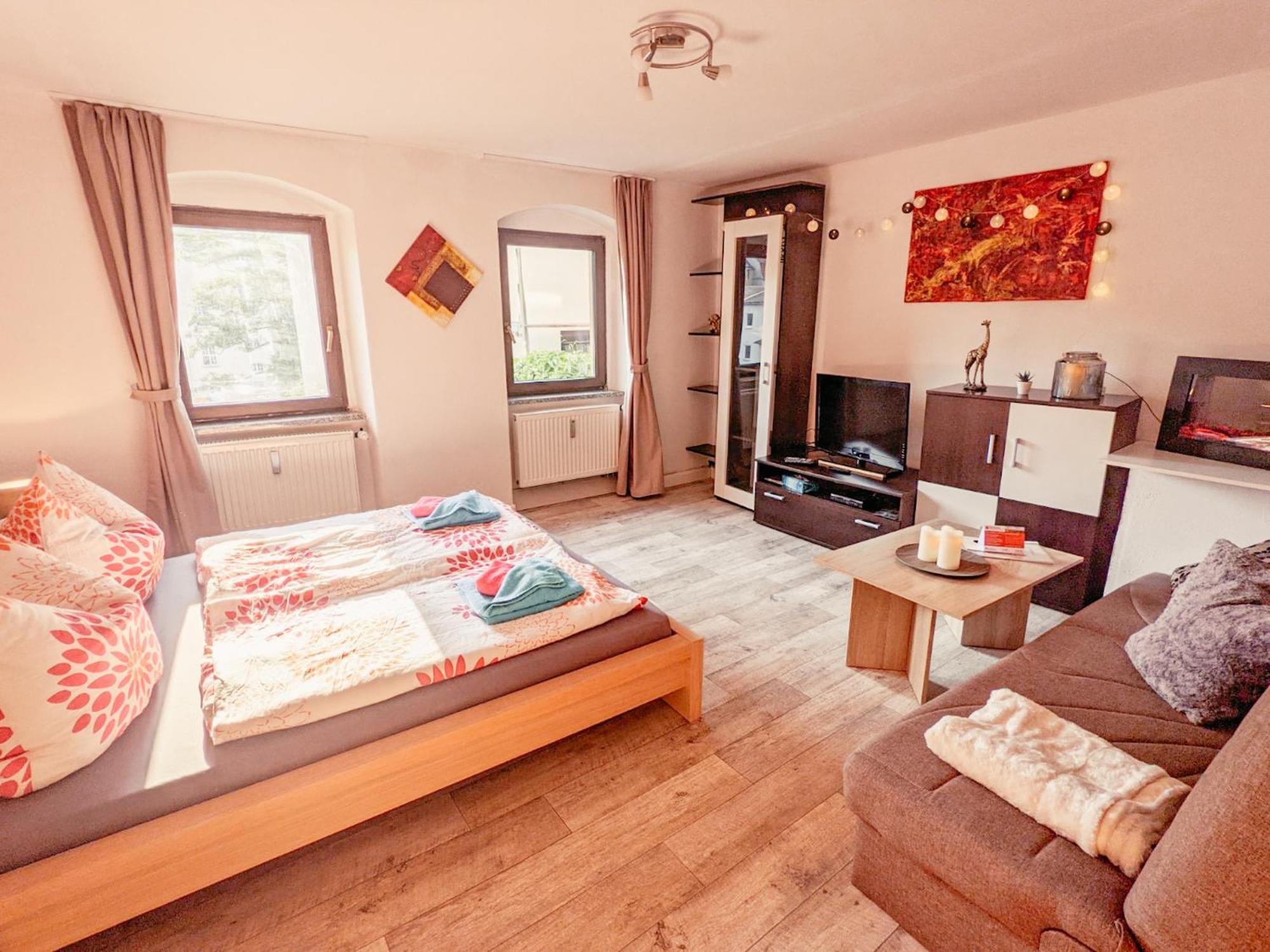 Famzi - Urlaubsmagie - Familienwohnung Mit Gemeinschaftsgarten, -Sauna & -Pool Зебниц Экстерьер фото
