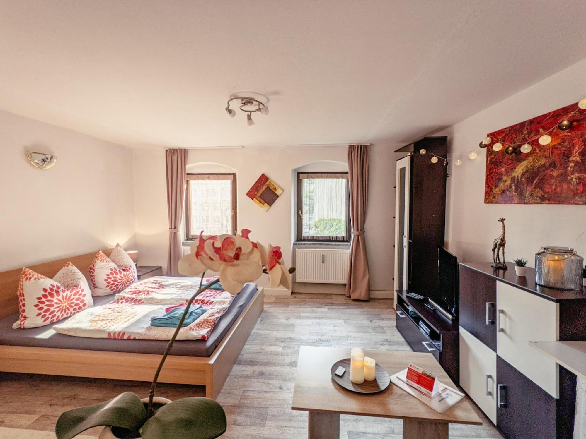 Famzi - Urlaubsmagie - Familienwohnung Mit Gemeinschaftsgarten, -Sauna & -Pool Зебниц Экстерьер фото